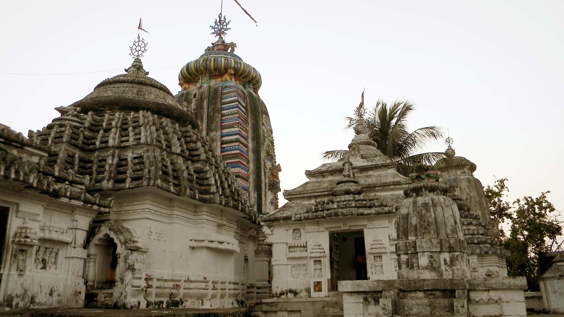 Holy Dham | Informat